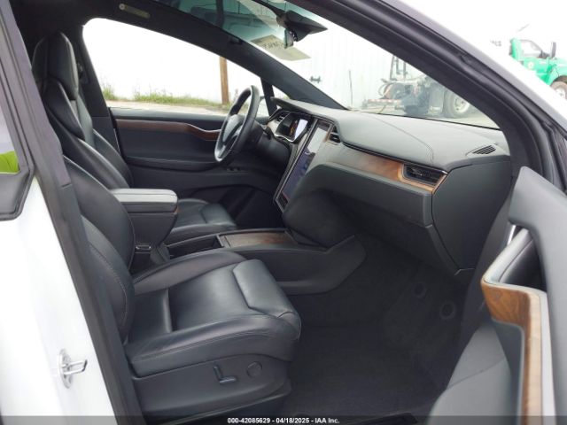 5YJXCAE26KF211620 Tesla Model X 100d/75d/long Range