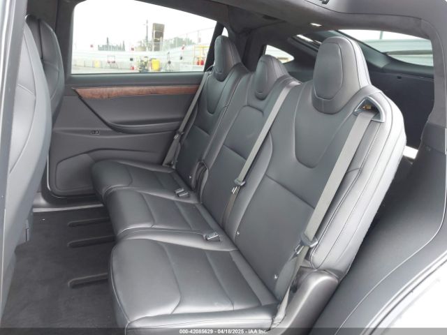 5YJXCAE26KF211620 Tesla Model X 100d/75d/long Range