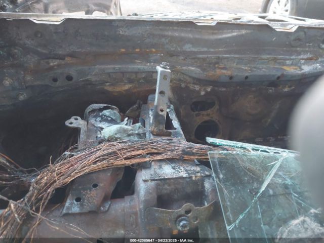 5YFEPMAE8MP172579 Toyota COROLLA LE