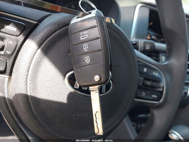 5XXGT4L31GG012332 KIA Optima Lx