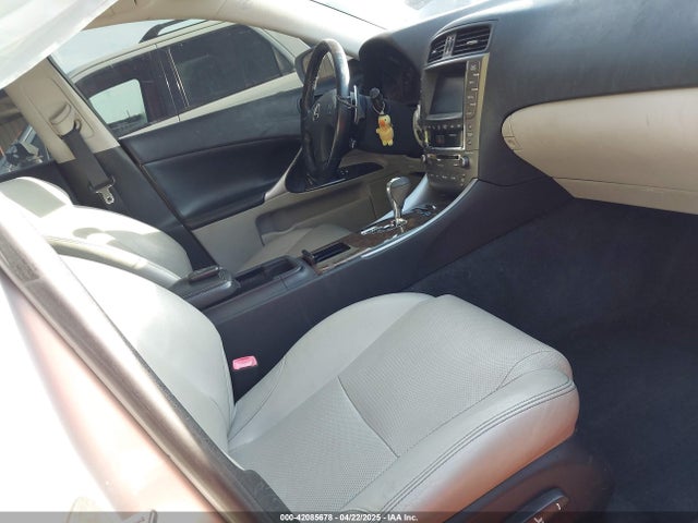 42085678 :رقم المزاد ، JTHBK262X95095415 vin ، 2009 Lexus Is 250 مزاد بيع