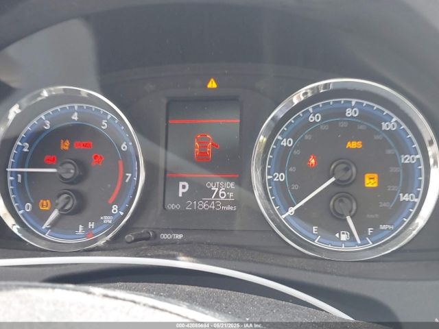 2T1BURHE1KC193124 Toyota COROLLA LE