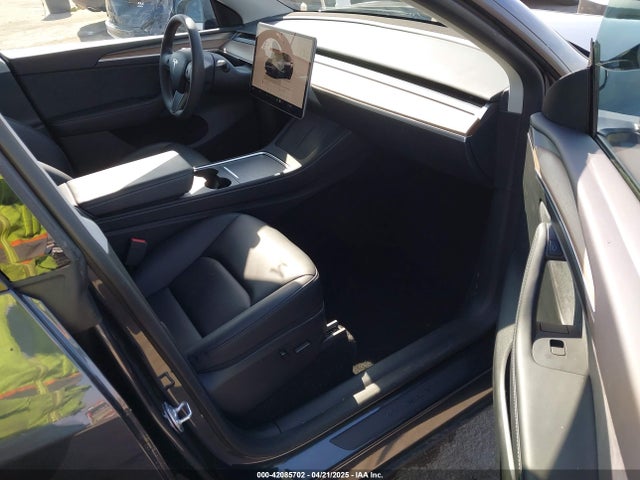 7SAYGDEEXRF146109 Tesla 2024