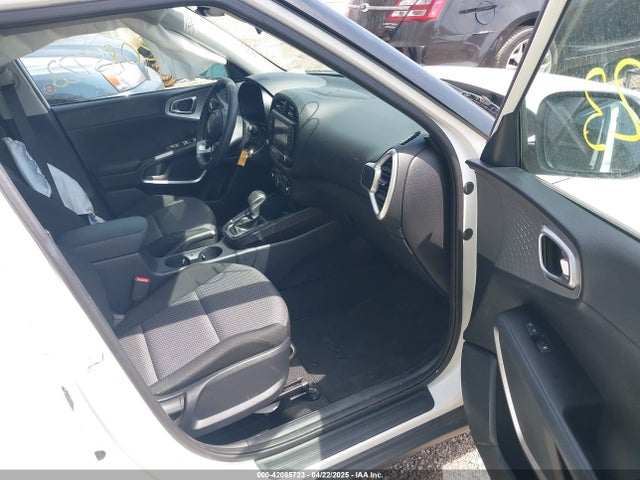 KNDJ23AUXR7227864 KIA SOUL LX