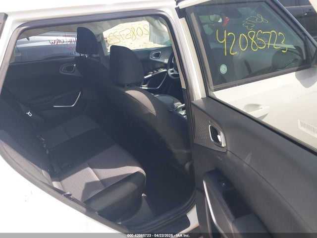 KNDJ23AUXR7227864 KIA SOUL LX