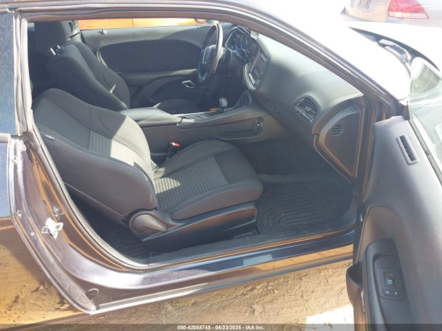 2C3CDZAG1HH598094 Dodge Challenger Sxt