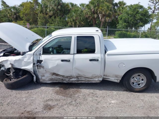 1C6RR7FG2NS187254 RAM 1500 Classic Tradesman  4x4 6'4 Box