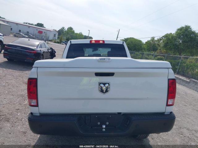 1C6RR7FG2NS187254 RAM 1500 Classic Tradesman  4x4 6'4 Box