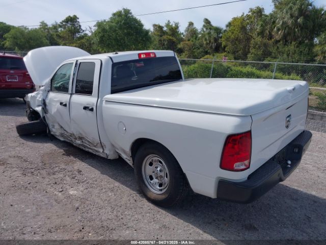 1C6RR7FG2NS187254 RAM 1500 Classic Tradesman  4x4 6'4 Box