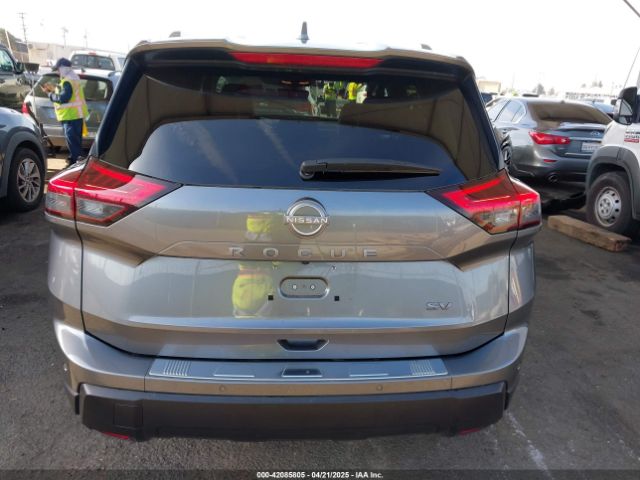 JN8BT3BA6RW353039 Nissan Rogue Sv Fwd