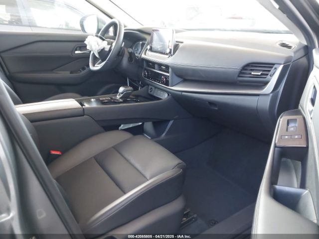 JN8BT3BA6RW353039 Nissan Rogue Sv Fwd