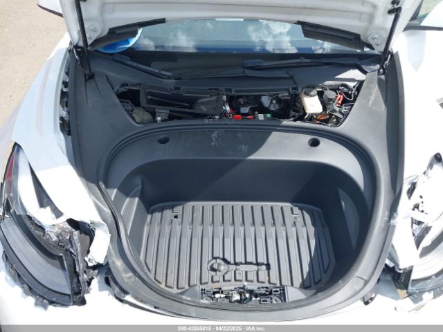 5YJ3E1EB4NF183832 Tesla Model 3 Long Range Dual Motor All-wheel Drive