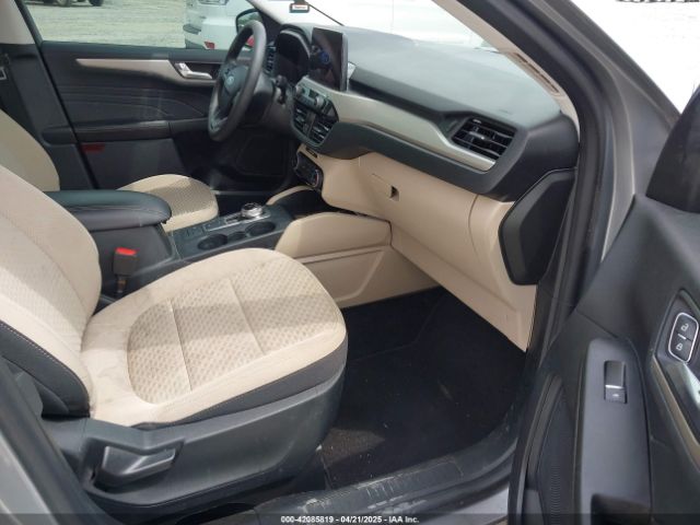 1FMCU0G67MUA99969 Ford ESCAPE SE