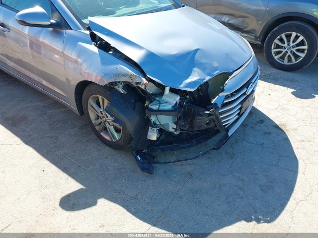 5NPD84LF8HH094760 Hyundai ELANTRA SE