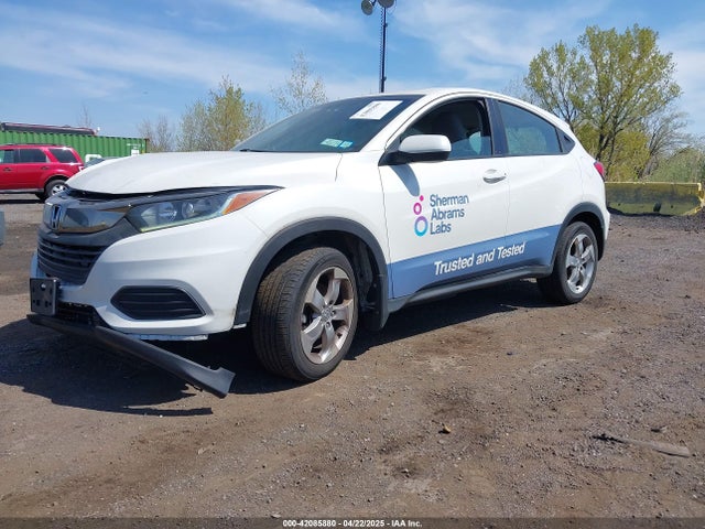 3CZRU6H32NM706902 Honda Hr-v Awd Lx