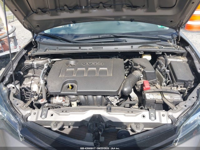 2T1BURHE5JC041894 Toyota COROLLA LE