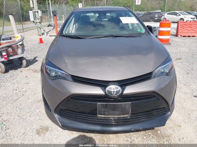 2T1BURHE5JC041894 Toyota COROLLA LE