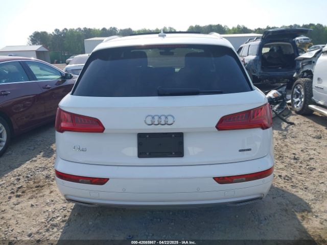 WA1BNAFY7K2031633 Audi Q5 45 Premium