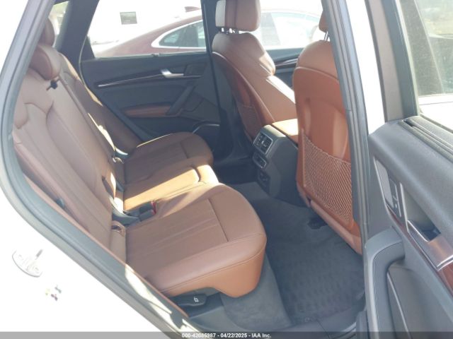WA1BNAFY7K2031633 Audi Q5 45 Premium