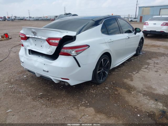 2018 TOYOTA CAMRY 4T1B61HK2JU071113 Photo 3