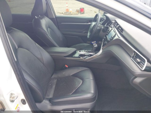 2018 TOYOTA CAMRY 4T1B61HK2JU071113 Photo 4
