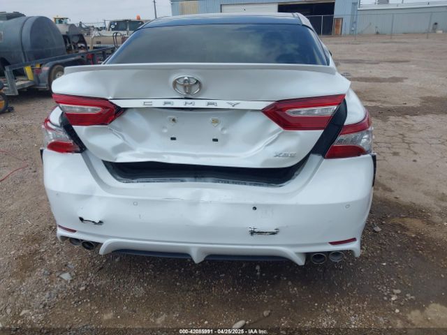 2018 TOYOTA CAMRY 4T1B61HK2JU071113 Photo 5