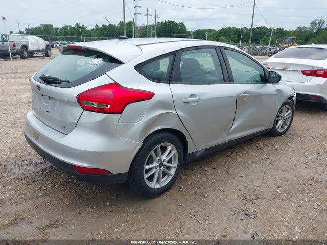 1FADP3K20HL247029 Ford FOCUS SE