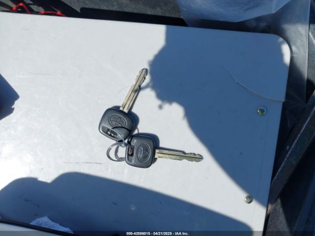 VNKKTUD32FA047097 Toyota YARIS L
