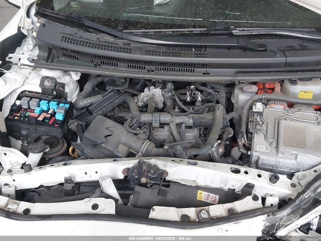 JTDKDTB31J1608112 Toyota PRIUS C