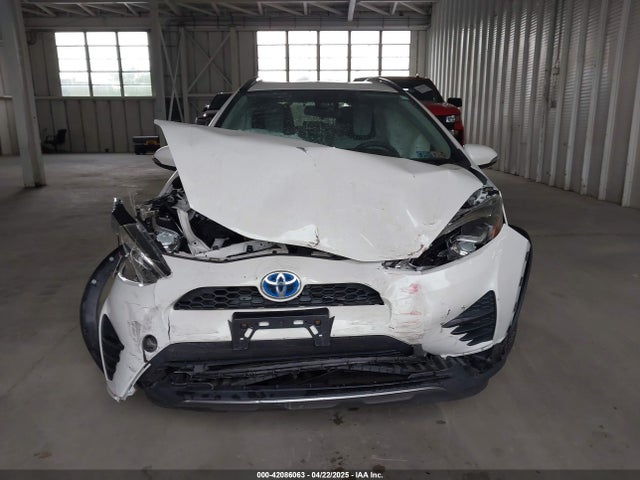 JTDKDTB31J1608112 Toyota PRIUS C