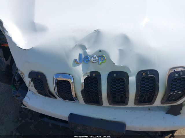 1C4PJMCB8FW603123 Jeep Cherokee North