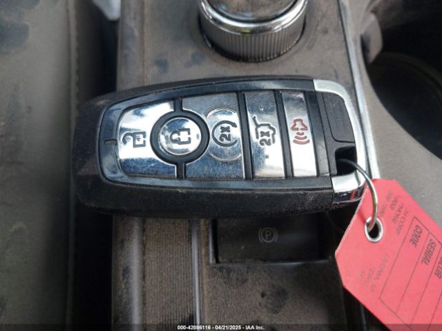 5LMCJ1DA0PUL09384 Lincoln Corsair Standard