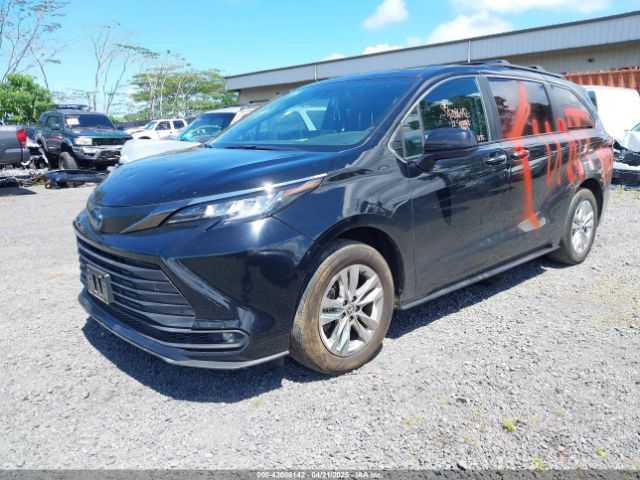 2022 TOYOTA SIENNA 5TDASKFC7NS045078 Photo 1