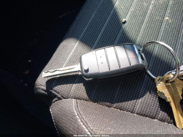 KNDPMCAC4H7043644 KIA Sportage Lx
