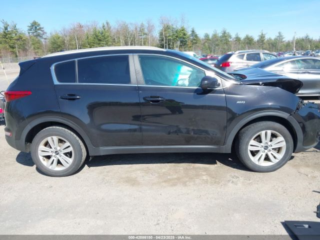 KNDPMCAC4H7043644 KIA Sportage Lx