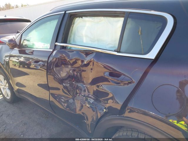 KNDPMCAC4H7043644 KIA Sportage Lx