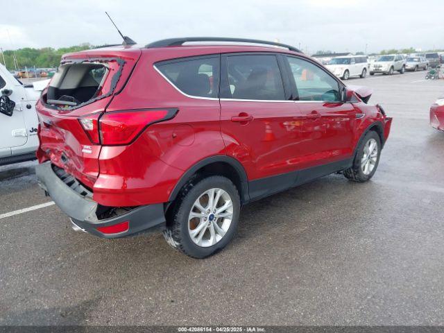 1FMCU0HD3KUB27017 Ford ESCAPE SEL