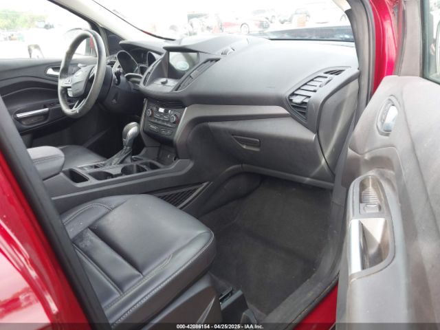 1FMCU0HD3KUB27017 Ford ESCAPE SEL