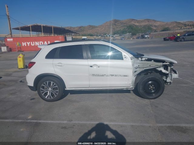 JA4AR4AW3JZ031979 Mitsubishi Outlander Sport 2.4 Sel