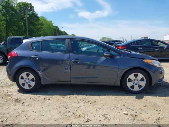 KNAFK5A81G5573215 KIA FORTE LX