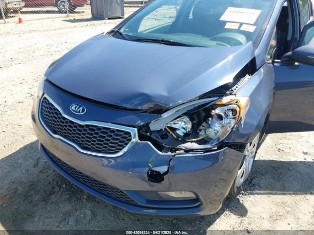 KNAFK5A81G5573215 KIA FORTE LX