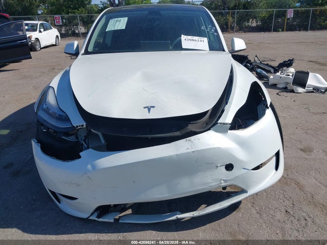 2023 TESLA MODEL Y 7SAYGAEE7PF588681 Photo 5