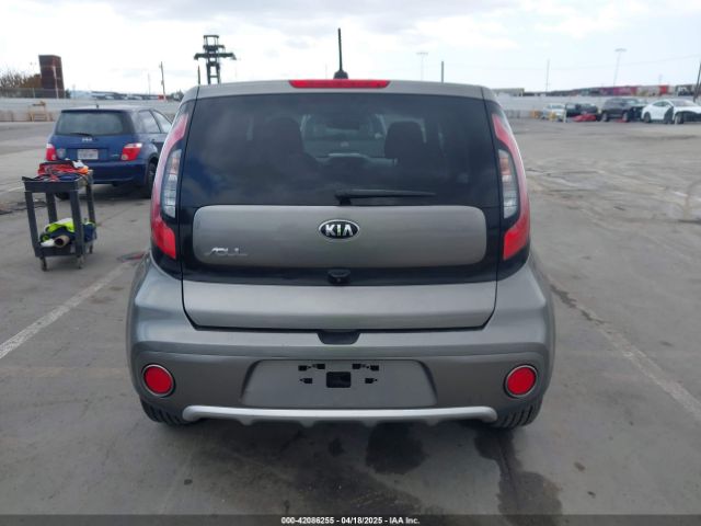 KNDJP3A5XJ7579843 KIA SOUL +