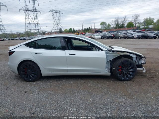 5YJ3E1EC0NF263945 Tesla Model 3 Performance Dual Motor All-wheel Drive