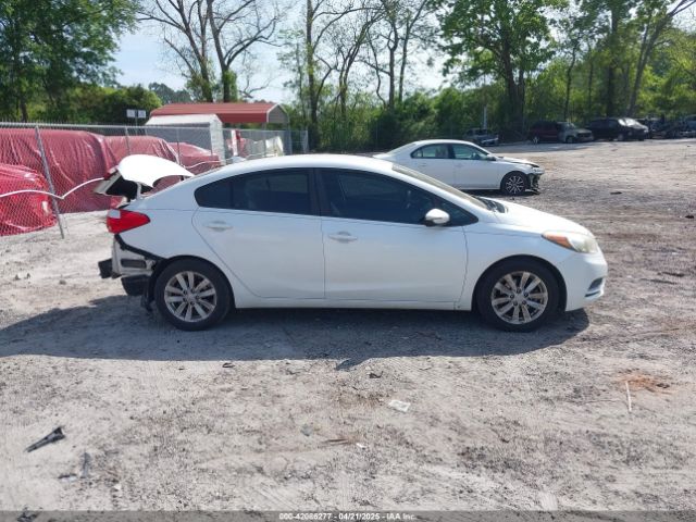 KNAFX4A65G5583272 KIA FORTE LX