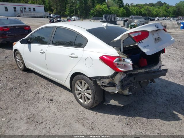 KNAFX4A65G5583272 KIA FORTE LX