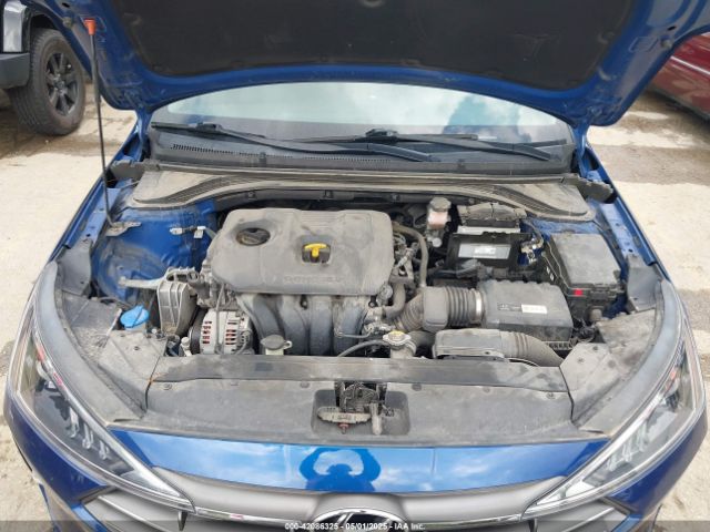 5NPD84LF1KH472702 Hyundai ELANTRA SEL