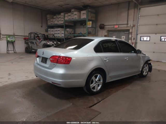 3VW3L7AJ6EM379401 Volkswagen Jetta 2.0l Tdi