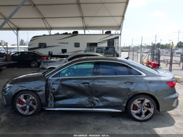 WAUJ3DGY8RA067514 Audi S3 Prestige Tfsi Quattro S Tronic
