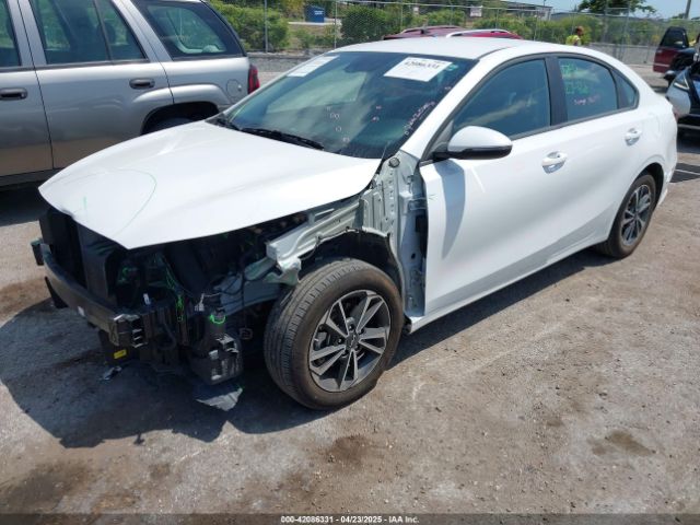 3KPF24AD2RE744300 KIA Forte Lxs